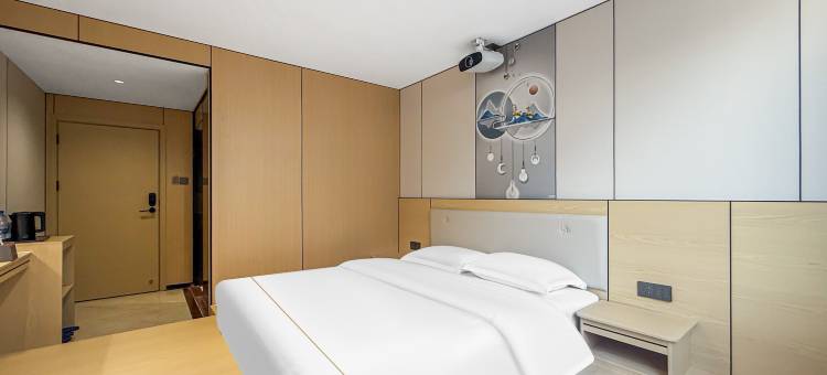 鑫龙商务酒店(中山南头站海雅缤纷城店)图片