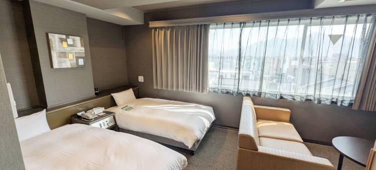 露樱COURT酒店 千曲更埴店(HOTEL ROUTE-INN COURT CHIKUMA-KOSHOKU)图片