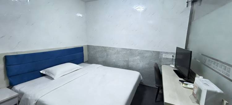和沐霖电竞酒店(南通海门汽车客运站店)图片