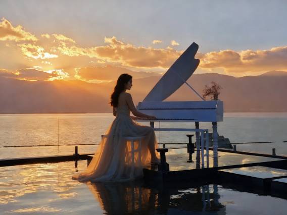 拾光映月·ShiGuang中古奢设计师海景度假美宿(大理双廊洱海店)图片