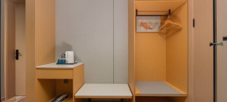 艺选酒店(扬州高邮秦邮路世贸国际购物中心店)图片