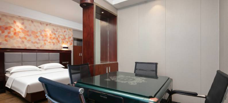 皮皮华府酒店(嘉禾县神农步行街人民医院店)图片