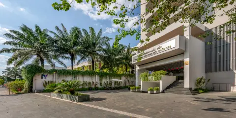 SAZI Parlia Hotel - Free Nails/HairWash & Airport