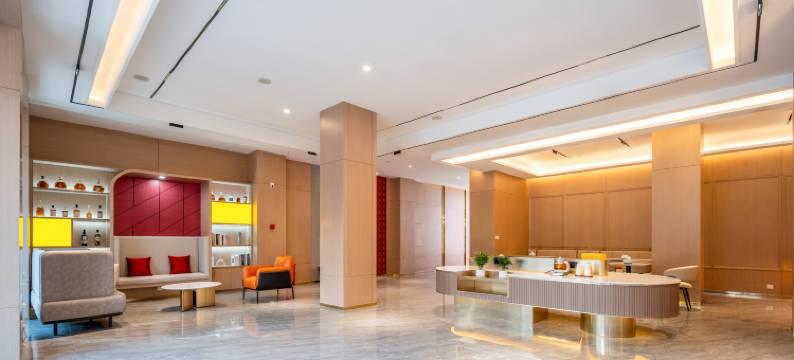 柏曼酒店(南漳水镜广场店)图片