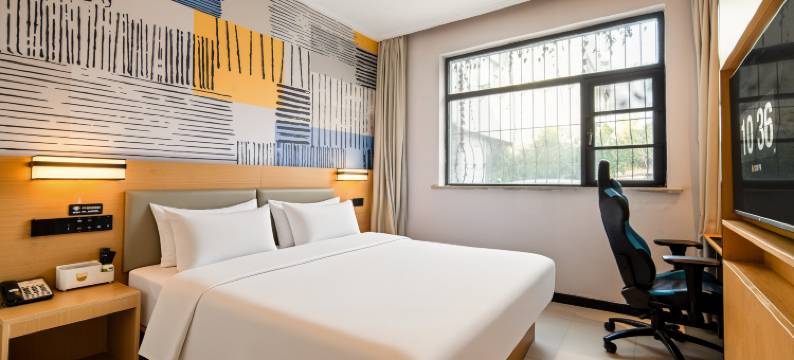 宜洋商务电竞酒店(雅顿店)图片