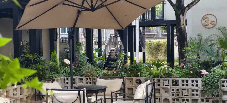 成都杜甫草堂花间府·浣花溪畔图片