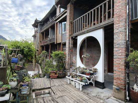 凤凰心宿轻奢庭院民宿(虹桥店)