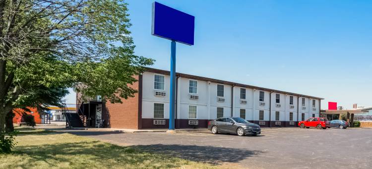 OYO伊利诺伊莫顿皮奥里亚I-74酒店(OYO Hotel Morton East Peoria I-74)图片