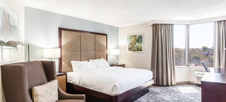 橡树岭希尔顿逸林酒店(DoubleTree by Hilton Hotel Oak Ridge-Knoxville)图片
