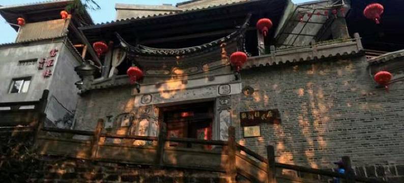 腾冲和顺古镇观湖楼民居图片