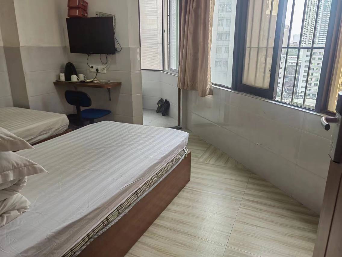 深圳富满圆宾馆(深圳站罗湖口岸店)