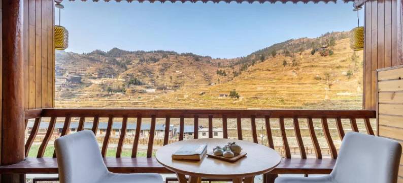 西江千户苗寨山语涧花田民宿(一号风雨桥店)图片