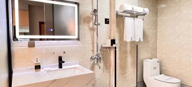 保山尚峰快捷酒店(九龙路五洲国际广场店)图片