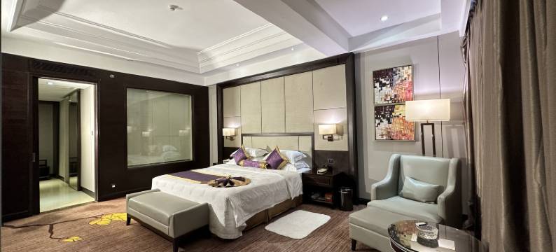 普宁嘉桦大酒店图片