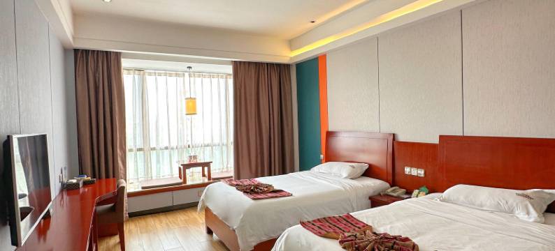 瑞丽市和合珠宝温泉酒店图片