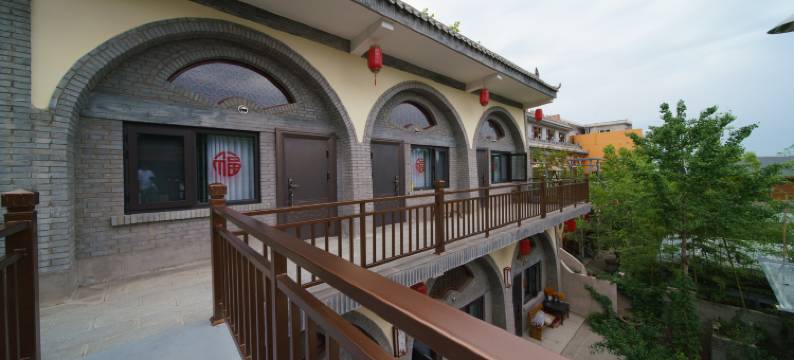 依山窑洞小院(西安临潼兵马俑店)图片