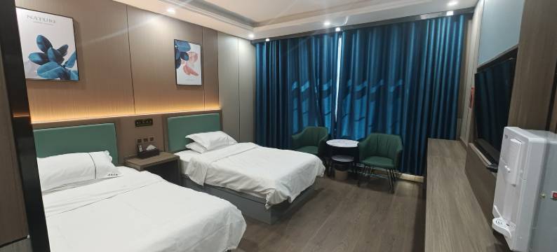 化隆祥瑞宾馆(新城向东大寺店)图片