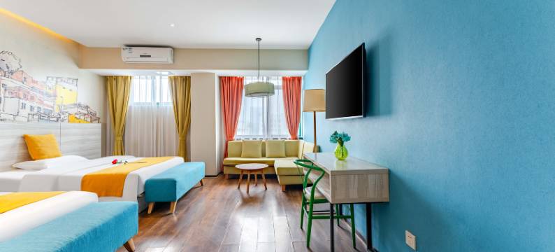 罗兰时尚酒店(郑州万锦城福塔东地铁站店)图片