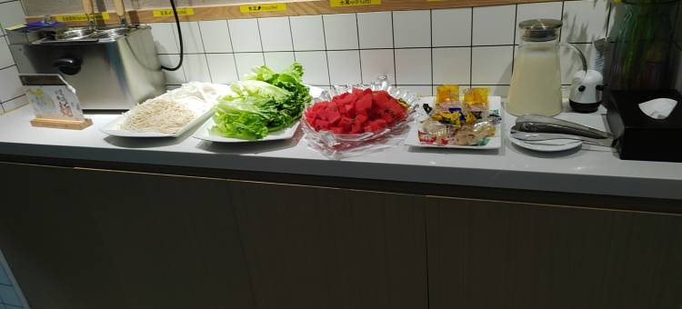 如家商旅酒店(深圳大悦城灵芝地铁站店)图片