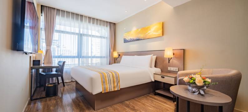 如家精选酒店(西安高新区锦业一路丈八四路地铁站店)图片