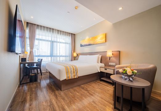 如家精选酒店（西安高新区锦业一路丈八四路地铁站店）外景图