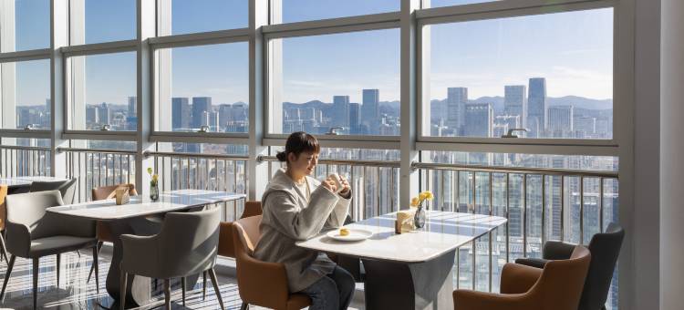 济南CBD奥体西路亚朵S酒店图片