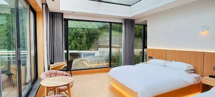 望山·溪里dream高端设计师观山景美宿(四姑娘山店)图片