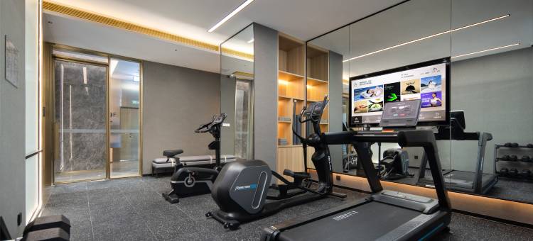 三亚湾凤凰路亚朵酒店图片