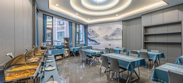 丽呈睿轩酒店(梅州万达广场客天下动物园店)图片