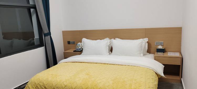 宁蒗良栖亭园图片