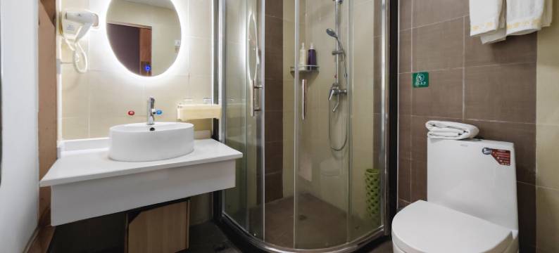 泸定海螺沟景区杨家小院图片