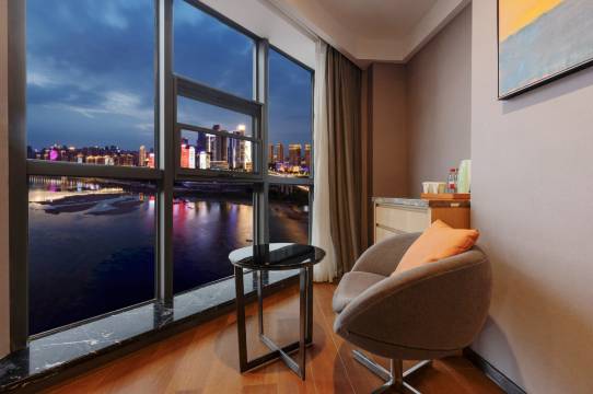 重庆 Holiday River View 假日江景酒店(解放碑洪崖洞店)图片