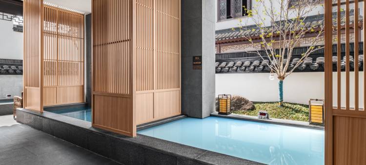 万缮温泉酒店(湖泉生态园度假区店)图片