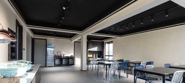 铂缦酒店(龙港大道店)图片