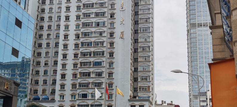 岸芷·汀兰时尚民宿青旅(昆明老街店)图片