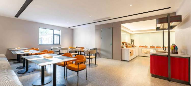 柏曼酒店(济南泉城广场趵突泉店)图片