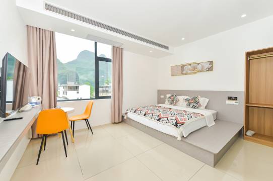 阳朔素馨小栈(兴坪20元人民币风景区店)