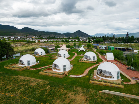 云野GLAMPING·日照金山·雪山观景VILLA野奢度假美宿