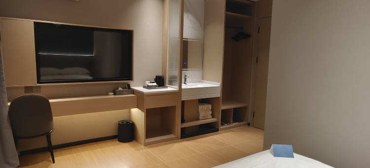 艺龙瑞云酒店(西乌珠穆沁旗巴彦花店)图片