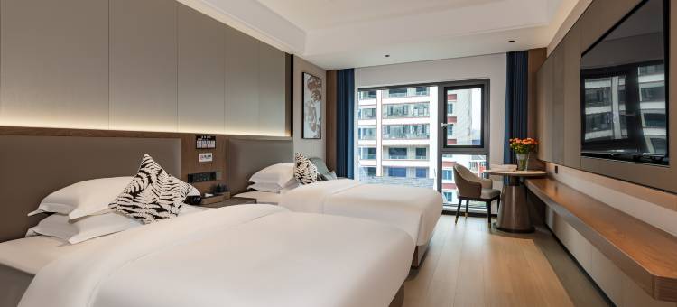 临沧雅斯玉璟酒店(玉龙湖公园佤文化广场店)图片