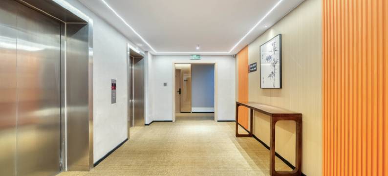 网宿酒店(江晖路地铁站店)图片