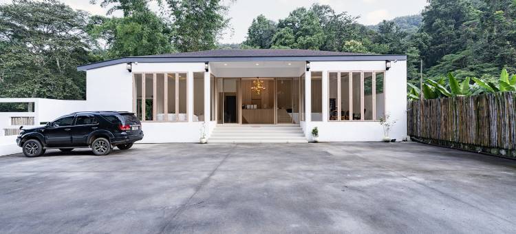 因达达纳美甘榜(Inthada at Mae Kampong)图片