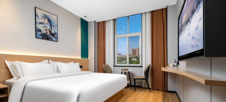 郑州蔓颐酒店(经开第八大街经开中心广场地铁站店)图片