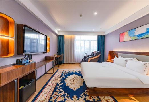 Qingmu Platinum Hotel (Nanjing Lishui Qinyin Avenue Branch) Hotel Overview