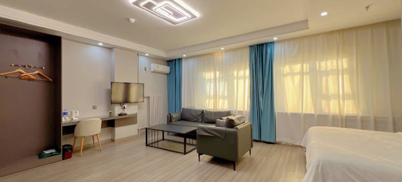 米特假日酒店(太原建设南路火车站店)图片