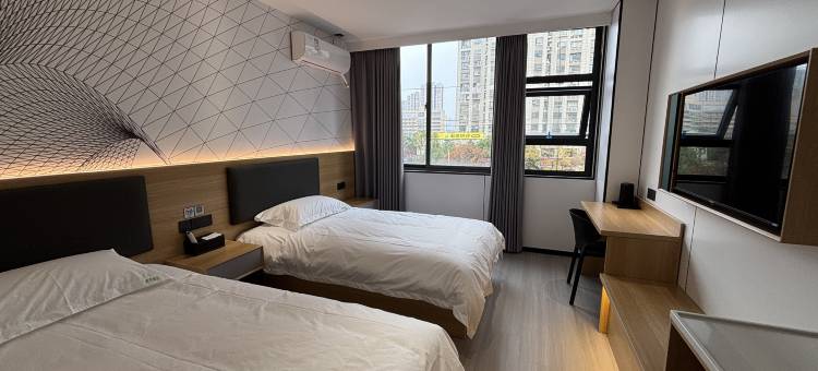 青季酒店MINI(常州大学城科教城北地铁站店)图片