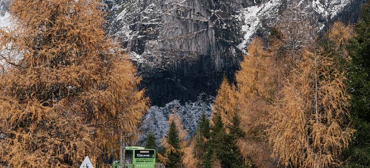 被梦叫醒酒店(双桥沟景区布达拉峰雪山公路打卡点店)图片