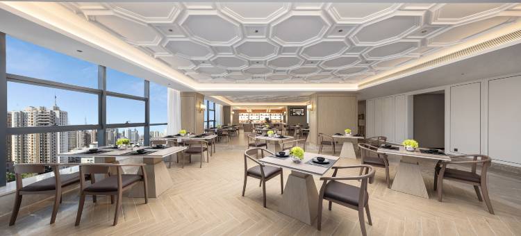 维也纳国际酒店(成都熊猫基地北湖公园店)图片