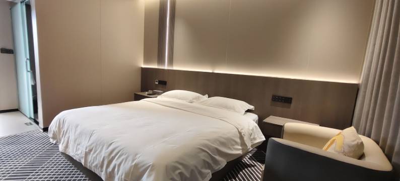 鸿富大酒店图片