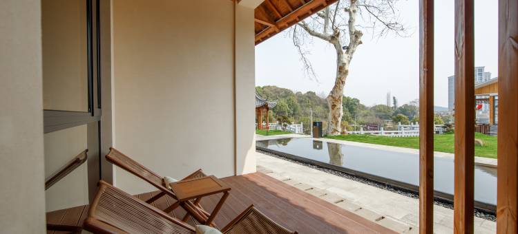 花筑·倚庐民宿(庐山风景区换乘中心店)图片